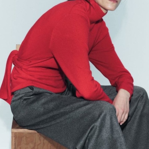 Zara | 100% Cashmere Knotted Red Mock Neck Sweater Size: M/L - Picture 3 of 7